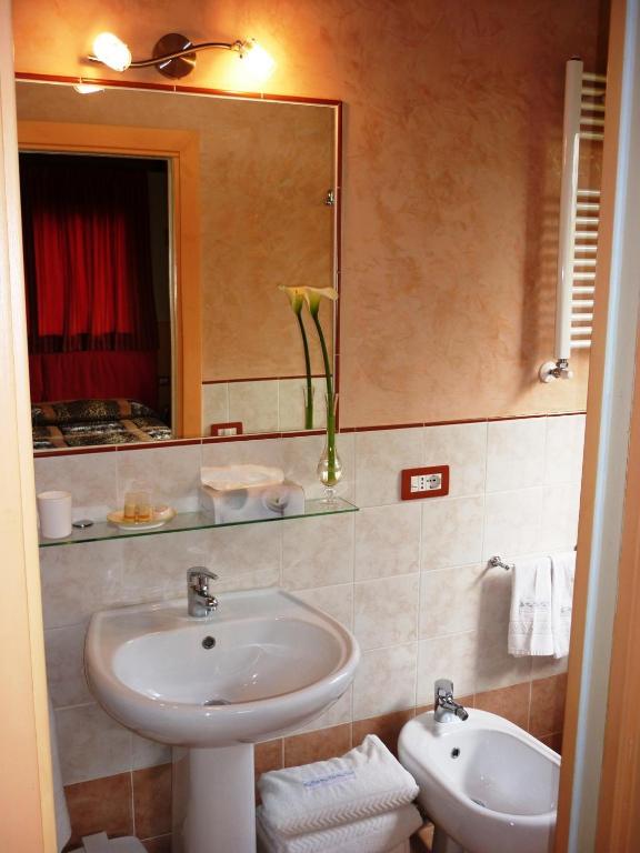 B&B Casale Ginette Incisa in Val d'Arno Ruang foto